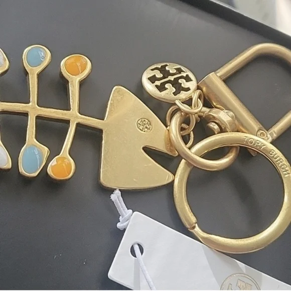 Tory Burch Charm - Picture 2 of 5